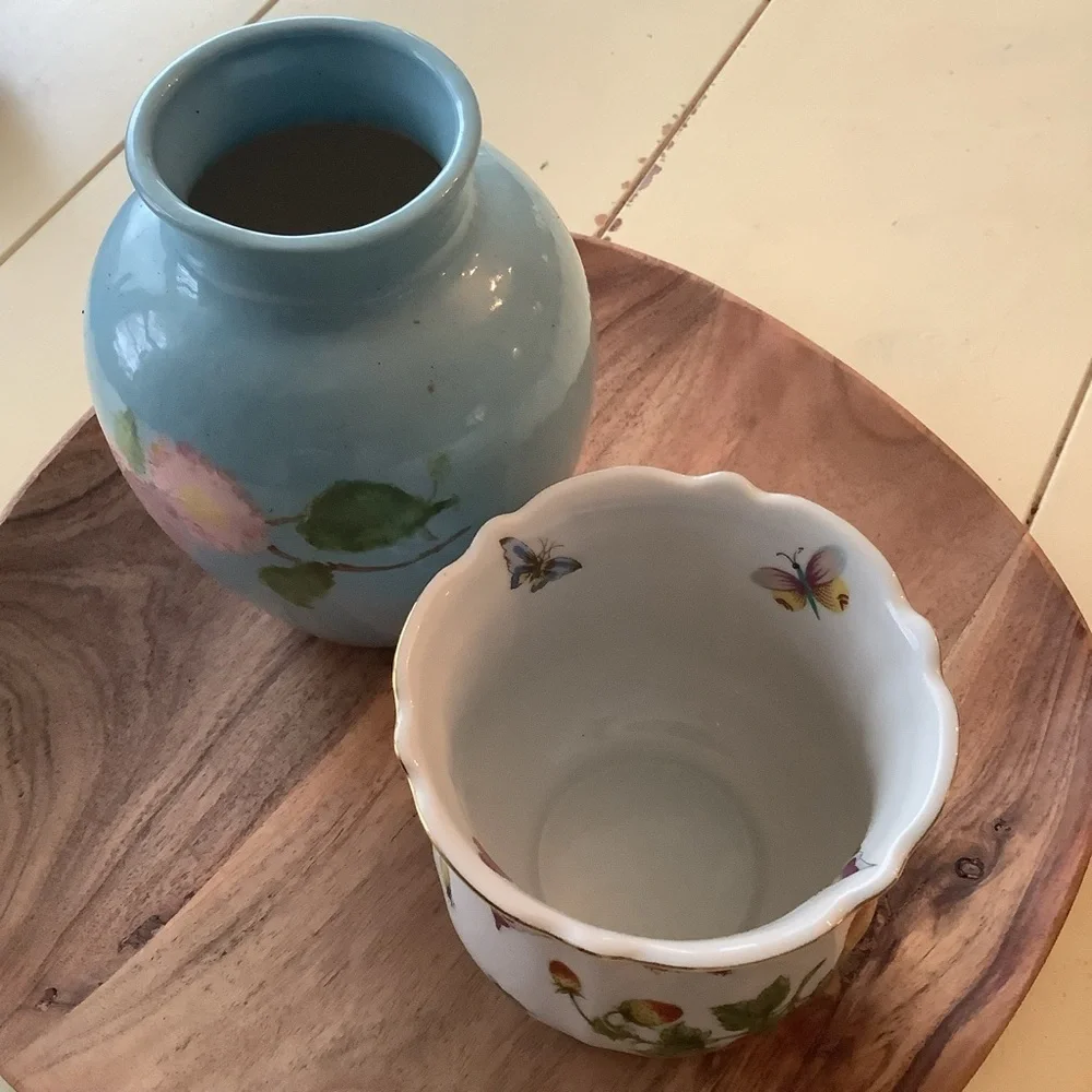 Collection of 2 Vintage Vases
